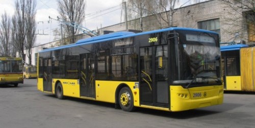 <b>Черкаський тролейбусний парк «вирулює» з боргової ями</b>