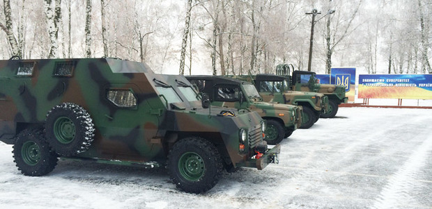 <b>Черкаський автовиробник запропонував військовим новий бронеавтомобіль</b>