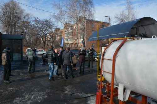 Незаконні газові заправки у Черкасах обурили активістів 